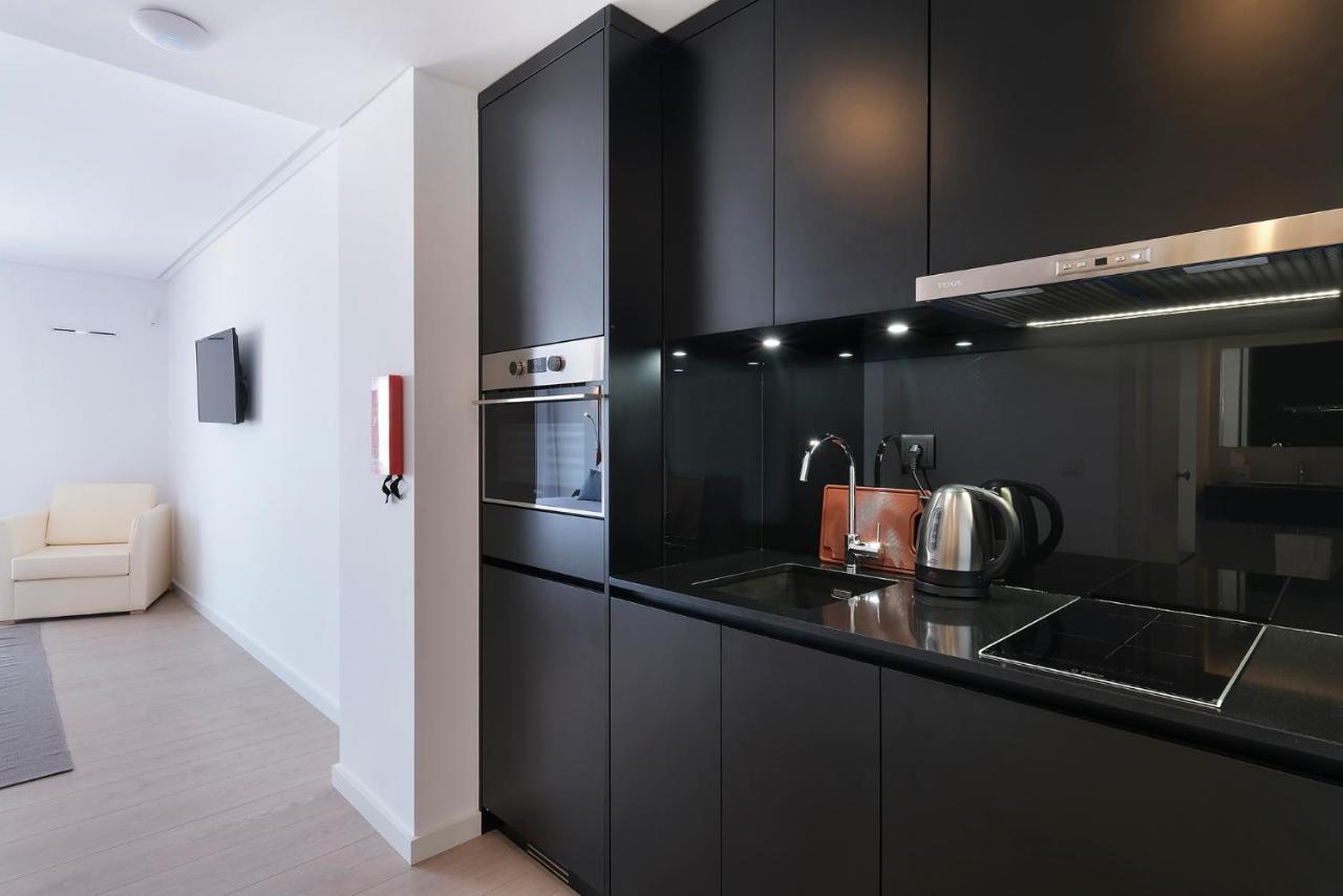 Royal Obidos Scenic Resort Praia del Rei Exterior foto A kitchen in a serviced apartment