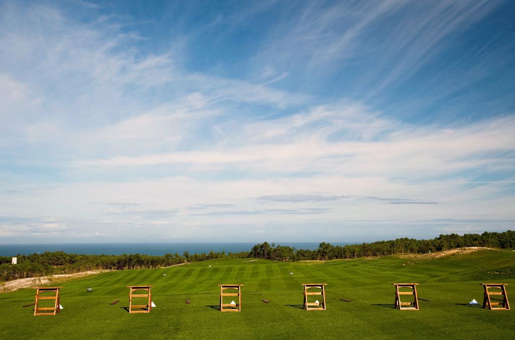 Royal Obidos Scenic Resort Praia del Rei Exterior foto The 18th fairway